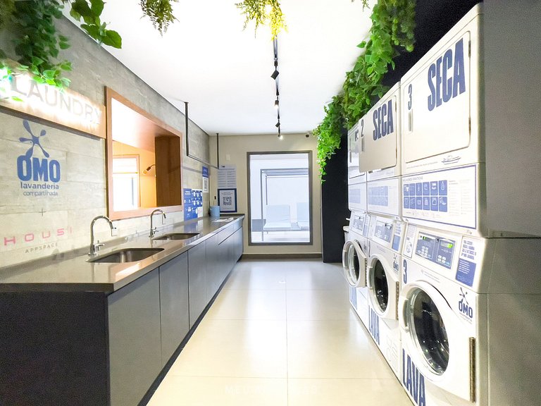 3 personas | Gimnasio | 350m de metro