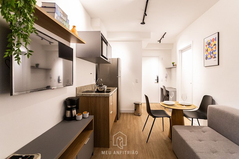34m² | Piscina | Academia | Em frente ao metrô