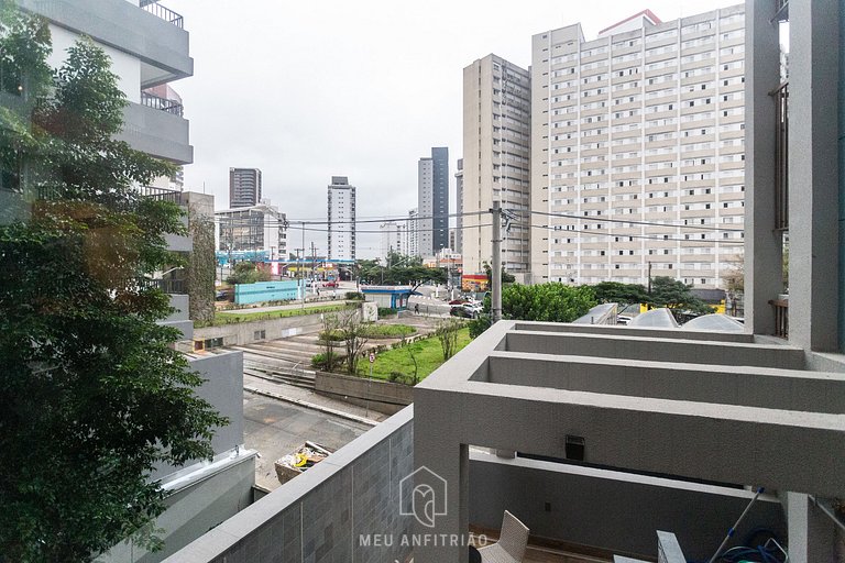 34m² | Pool | Gym | In front of the subway