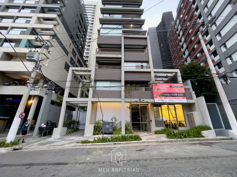 34m² | Piscina | Gimnasio | Frente al metro