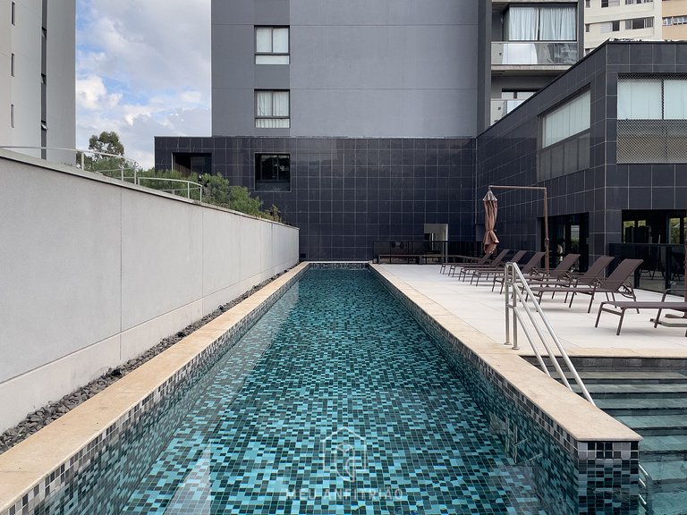 27m² | Garagem | Piscina | Av. Bandeirantes