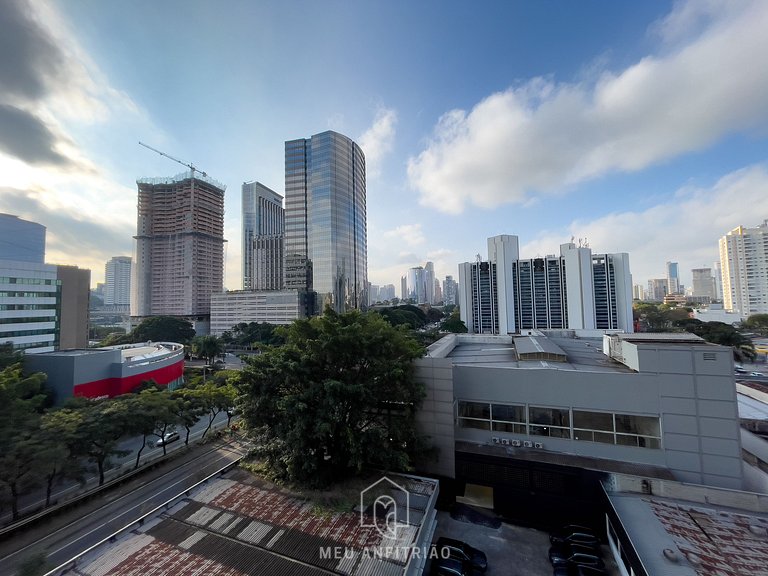 20 m² | 2 pessoas | Cama box de casal | Piscina