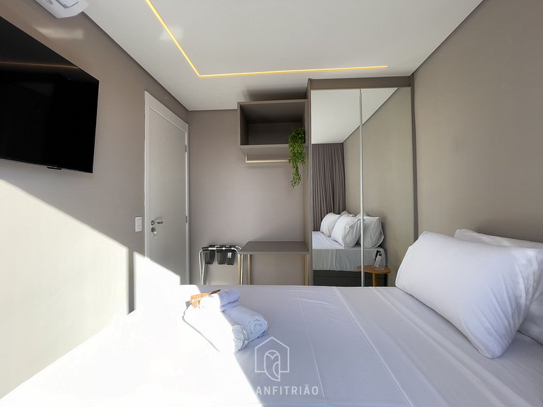 40m² | 4 pessoas | Lava e Seca | Shop Próximo