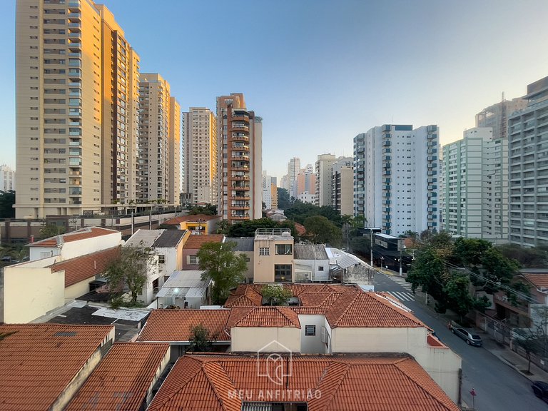 25 sqm | 2 people | Gym | Near Allianz