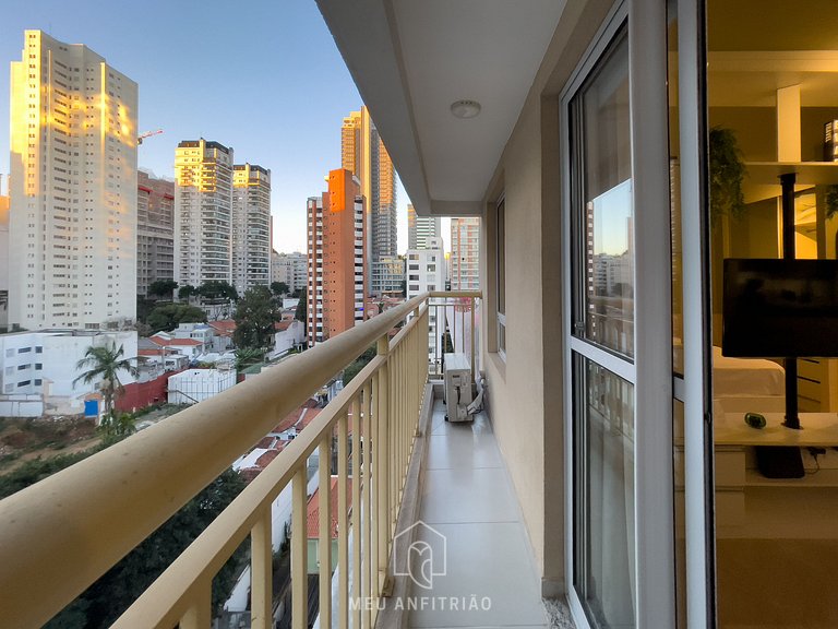 32m² | Gimnasio | 4 personas | A 500 m del metro