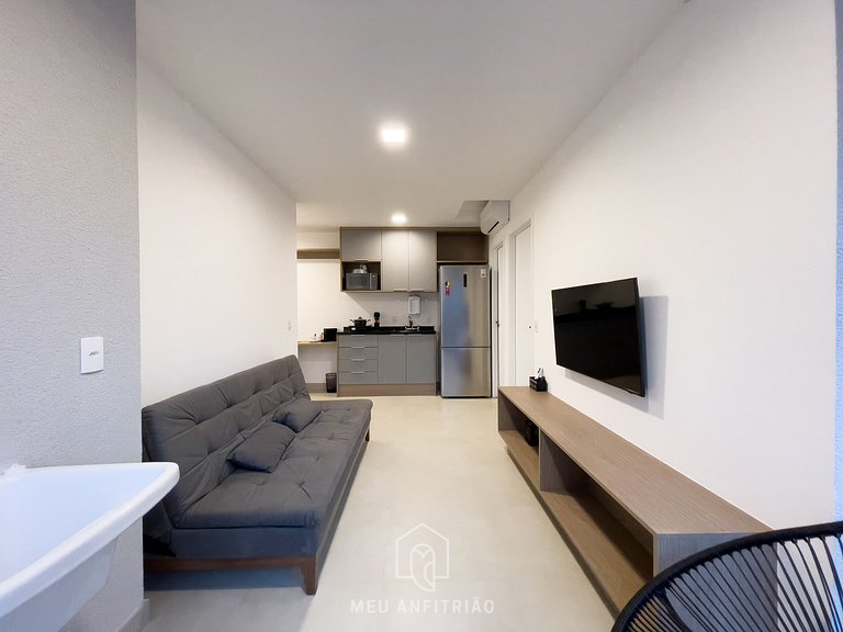 Apto 1 quarto | 3 pessoas | 36m² | Em frente à PUC