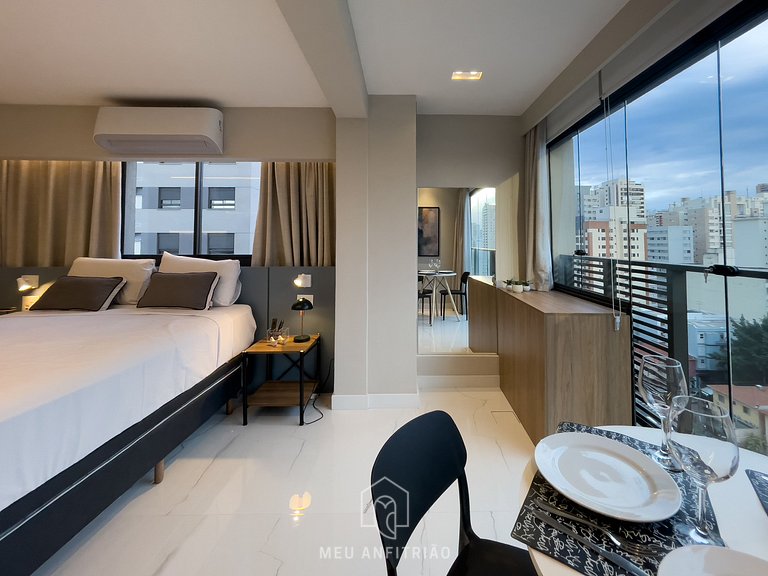 3 pessoas | Cama queen | 800m do Nubank Parque