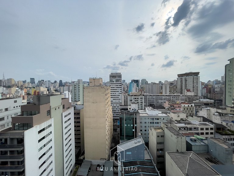 36m² | 3 people | Pool | 9 de Julho Avenue