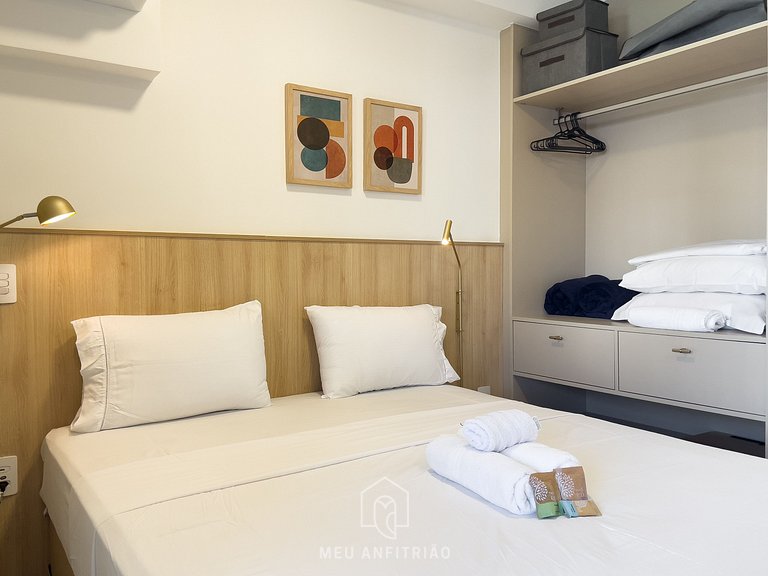 3 pessoas | Cama queen | Academia | Av. Jabaquara