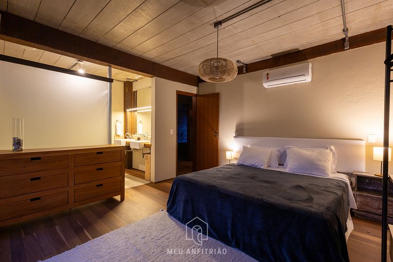 250m² | Deck with Pool | Sea View | 3 Bedrooms