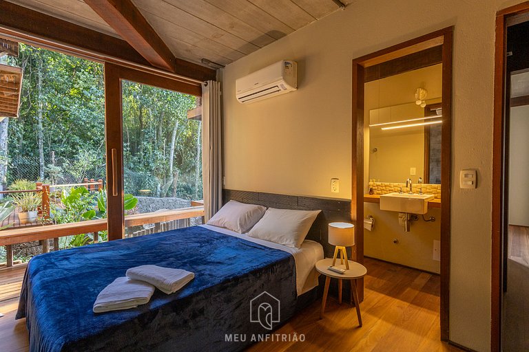 250m² | Deck with Pool | Sea View | 3 Bedrooms