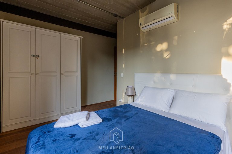 250m² | Deck with Pool | Sea View | 3 Bedrooms