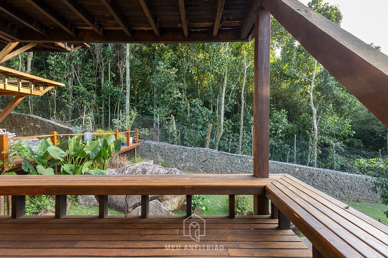 250m² | Deck con piscina | Vista mar | 3 quartos