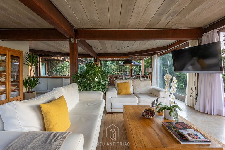250m² | Deck con piscina | Vista mar | 3 quartos