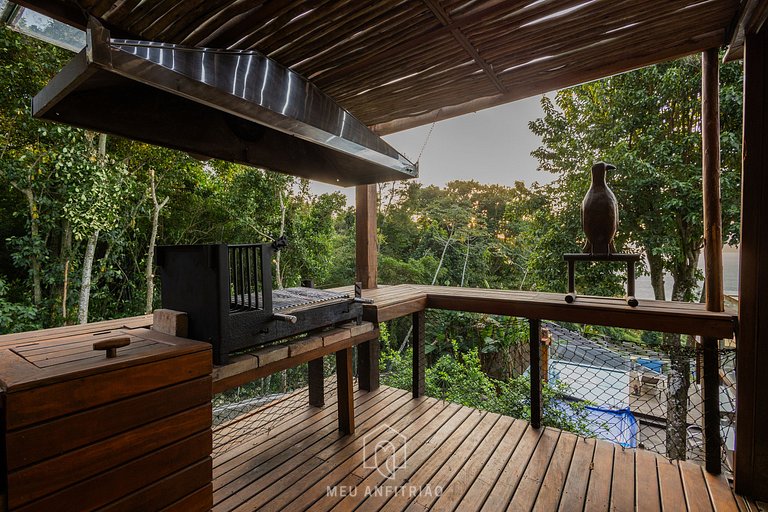 250m² | Deck with Pool | Sea View | 3 Bedrooms