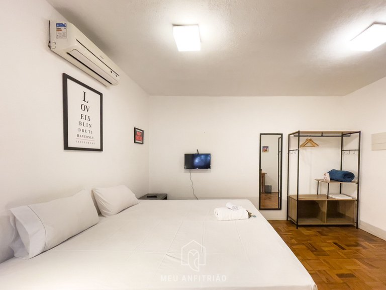 Cama King | AC | 750m Nubank Parque | Av Pompéia