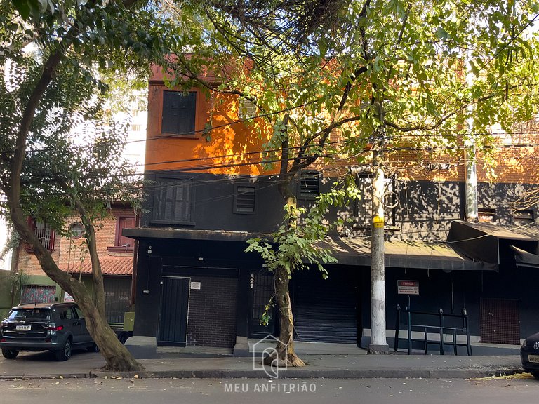 Cama King | AC | 750m Nubank Parque | Av Pompéia