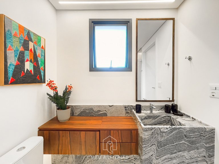 34m² | Queen bed | Pool | Paulista Avenue