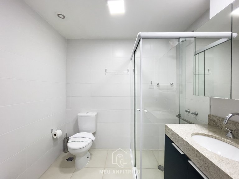 27m² | Studio w/ Balcony | Pool | 300m to Subway