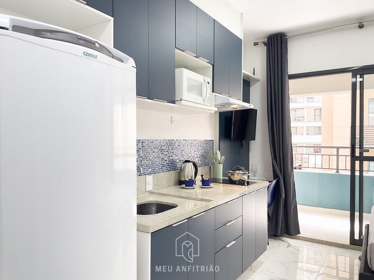 27m² | Studio w/ Balcony | Pool | 300m to Subway