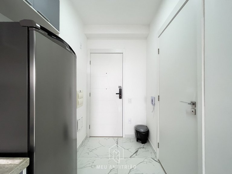 Studio 23m² | Garage | Balcony | 300m from subway