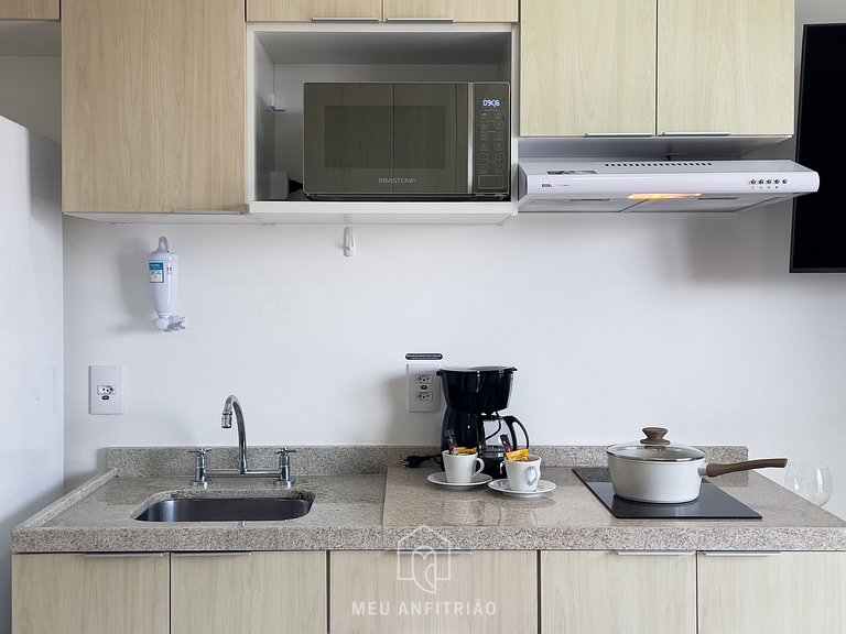 Studio 23m² | Varanda | Piscina | Metrô 250m