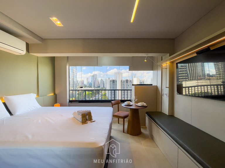 24m² | Piscina e academia | Vista | Metrô 450m