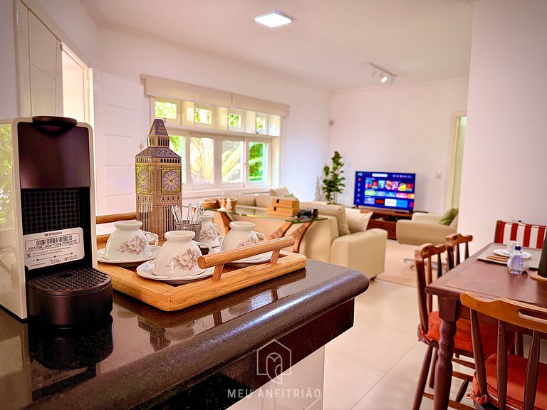 145m² | Barbecue | 3 suites | 200m from the beach
