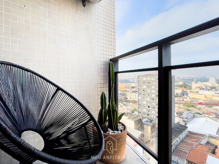 30m² | Balcón y vista | Piscina | Cerca de Luz
