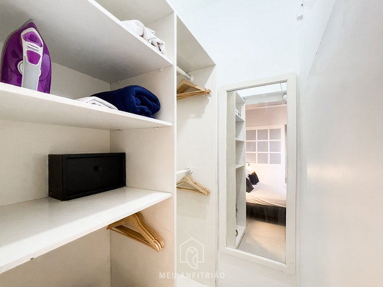 30sqft | Balcony and view | Pool | Near Luz